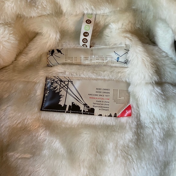 Burton Duchess Snowboard / Ski Jacket - Picture 7 of 8